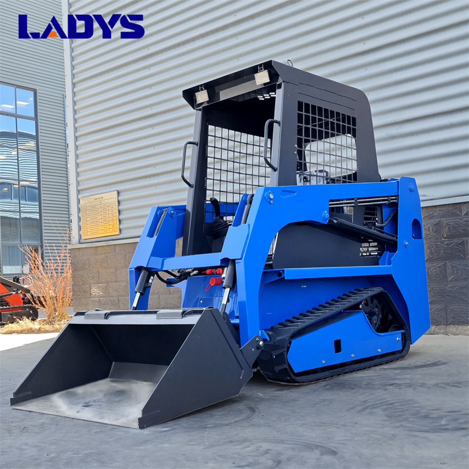 LADYS LADYS LA670 Mini Small Skid Steer Loader Compact Track Diesel Mini Skid Steer Loader For Sale With Small Mini Skid Steer Attachments 4 In 1 Bucket - شيول صغير: صورة 4 LADYS LADYS LA670 Mini Small Skid Steer Loader Compact Track Diesel Mini Skid Steer Loader For Sale With Small Mini Skid Steer Attachments 4 In 1 Bucket - شيول صغير: صورة 4