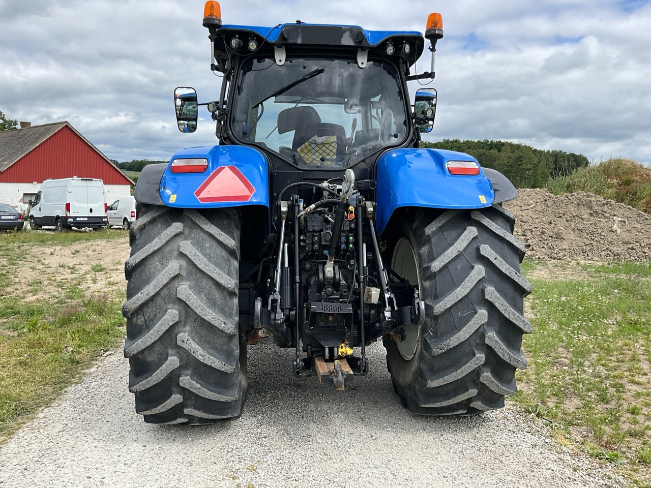 NEW HOLLAND T7 245 - جرار: صورة 3 NEW HOLLAND T7 245 - جرار: صورة 3