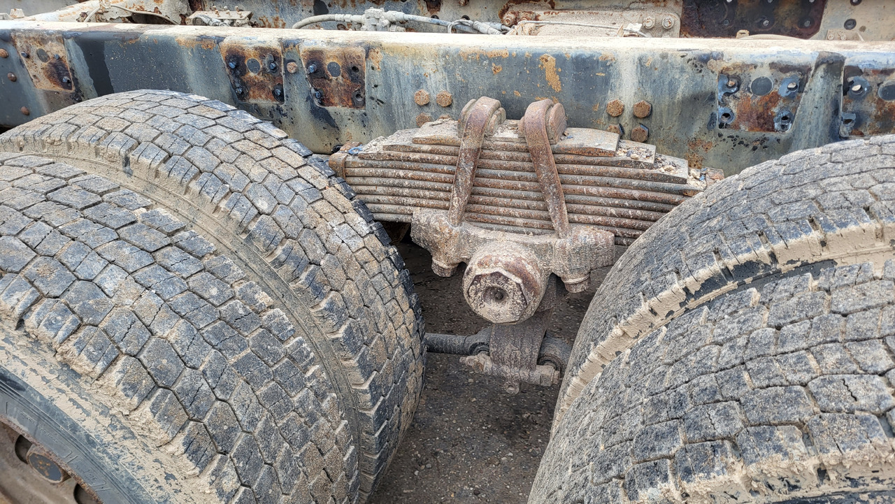 SCANIA R124 420 6X4 - شاحنة بهيكل معدني للمقصورة: صورة 5 SCANIA R124 420 6X4 - شاحنة بهيكل معدني للمقصورة: صورة 5