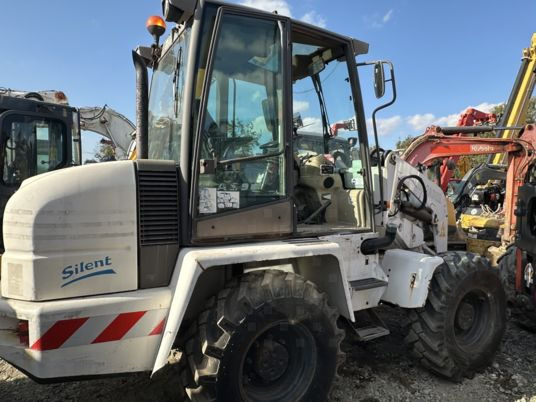 Ahlmann AS90 Rotative 16500 € HT - اللودر بعجل: صورة 3 Ahlmann AS90 Rotative 16500 € HT - اللودر بعجل: صورة 3