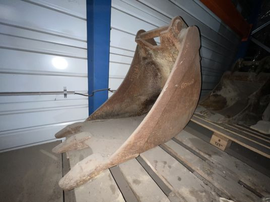 Godet de tranchée MBI AR70 - بكت حفار: صورة 3 Godet de tranchée MBI AR70 - بكت حفار: صورة 3