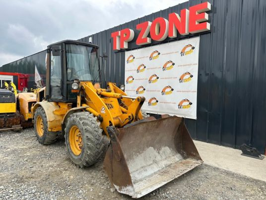 JCB 408 à 14500 € HT - اللودر بعجل: صورة 5 JCB 408 à 14500 € HT - اللودر بعجل: صورة 5