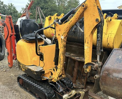 JCB 8008 CTS à 5900€ HT - حفار صغير: صورة 2 JCB 8008 CTS à 5900€ HT - حفار صغير: صورة 2