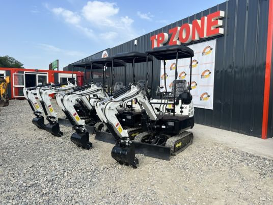 JPC HT13 - حفار صغير: صورة 1 JPC HT13 - حفار صغير: صورة 1