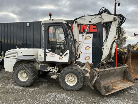 Mecalac 12MSX à 32500 € HT - حفار ذو عجلات: صورة 3 Mecalac 12MSX à 32500 € HT - حفار ذو عجلات: صورة 3