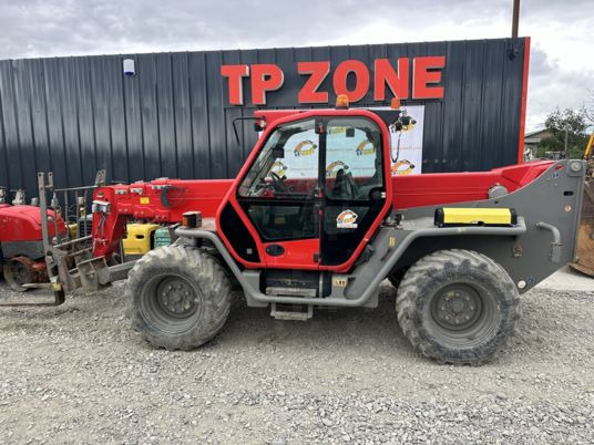 آلة رفع ونقل تلسكوبية Merlo P40.17 - Caméra - Fourches - 4T - 17M: صورة 7 آلة رفع ونقل تلسكوبية Merlo P40.17 - Caméra - Fourches - 4T - 17M: صورة 7