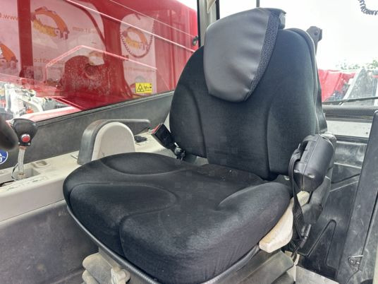 آلة رفع ونقل تلسكوبية Merlo P40.17 - Caméra - Fourches - 4T - 17M: صورة 10 آلة رفع ونقل تلسكوبية Merlo P40.17 - Caméra - Fourches - 4T - 17M: صورة 10