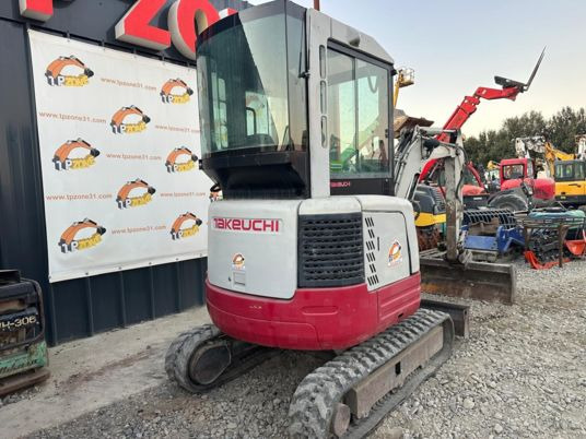 Takeuchi TB23R Cabine à 17 500 € HT - حفار صغير: صورة 3 Takeuchi TB23R Cabine à 17 500 € HT - حفار صغير: صورة 3