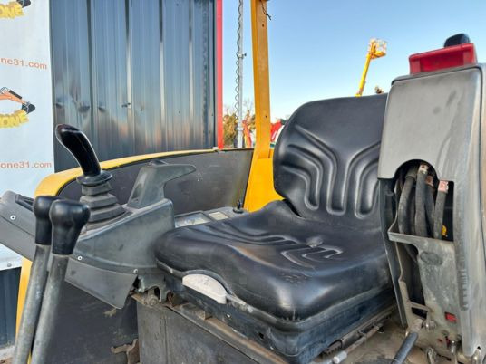 Volvo EC25 à 14 900 € HT - حفار صغير: صورة 5 Volvo EC25 à 14 900 € HT - حفار صغير: صورة 5