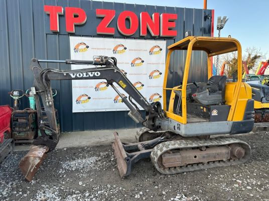 حفار صغير Volvo EC25 à 14 900 € HT: صورة 14 حفار صغير Volvo EC25 à 14 900 € HT: صورة 14