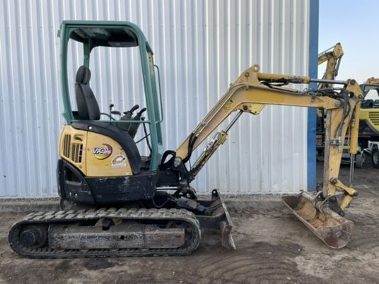 Yanmar VIO25-4 Canopy - حفار صغير: صورة 3 Yanmar VIO25-4 Canopy - حفار صغير: صورة 3
