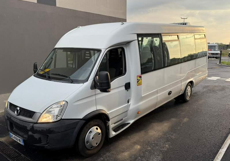 Iveco Daily DURISOTTI / 28miejsc - حافلة الضواحي: صورة 1 Iveco Daily DURISOTTI / 28miejsc - حافلة الضواحي: صورة 1