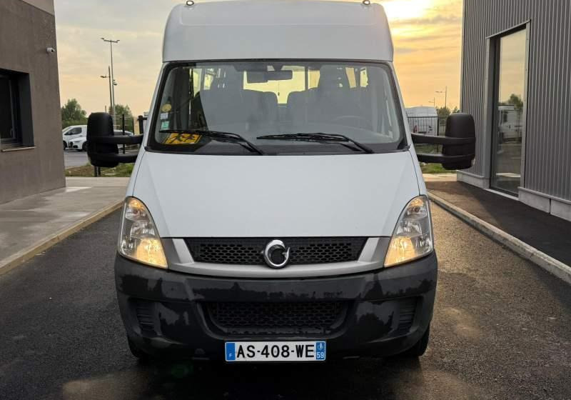Iveco Daily DURISOTTI / 28miejsc - حافلة الضواحي: صورة 2 Iveco Daily DURISOTTI / 28miejsc - حافلة الضواحي: صورة 2