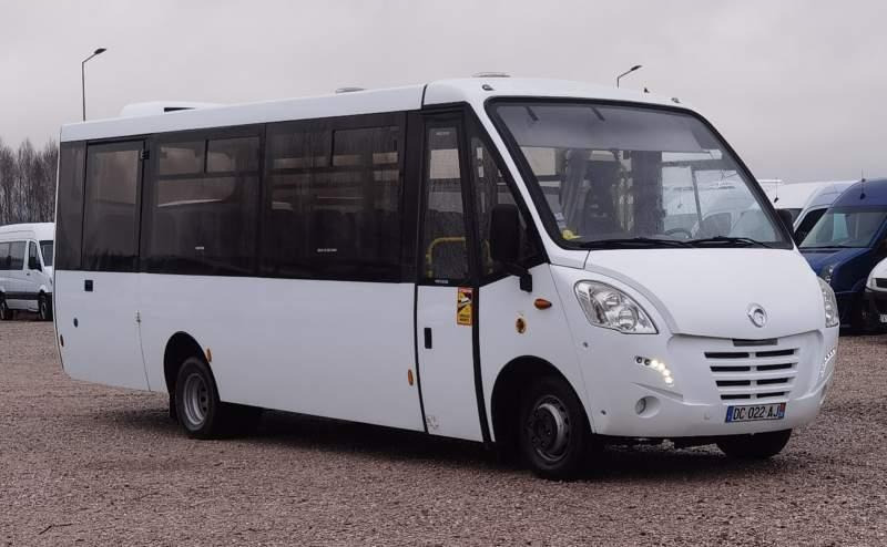 Iveco Kapena Thesi 34 EURO V *daily*wing*mediano - حافلة الضواحي: صورة 1 Iveco Kapena Thesi 34 EURO V *daily*wing*mediano - حافلة الضواحي: صورة 1