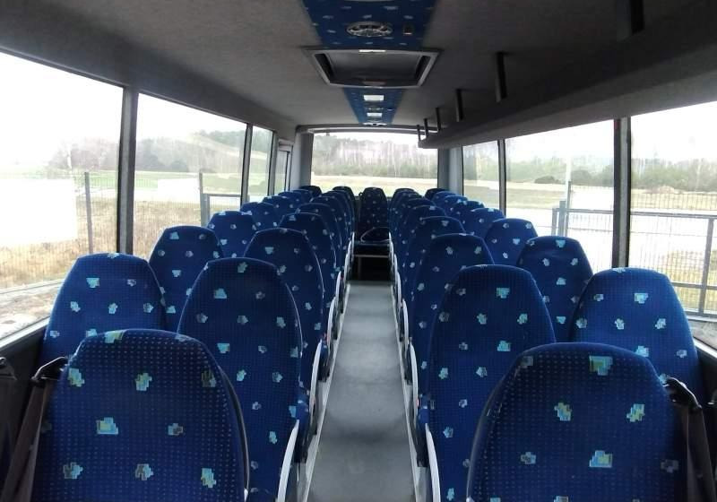 Mercedes-Benz Vario 813D 39 miejsc - حافلة الضواحي: صورة 5 Mercedes-Benz Vario 813D 39 miejsc - حافلة الضواحي: صورة 5