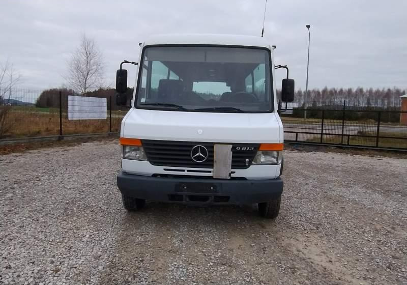 Mercedes-Benz Vario 813D 39 miejsc - حافلة الضواحي: صورة 2 Mercedes-Benz Vario 813D 39 miejsc - حافلة الضواحي: صورة 2