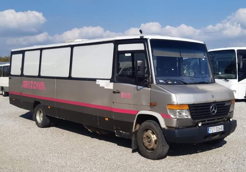 Mercedes-Benz Vario 814D 37+5 - حافلة الضواحي: صورة 1 Mercedes-Benz Vario 814D 37+5 - حافلة الضواحي: صورة 1