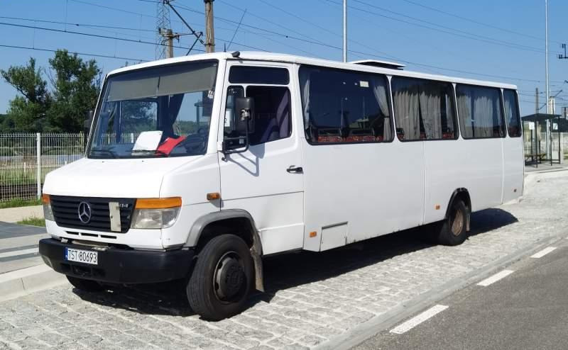 Mercedes-Benz Vario 814D 38+13 - حافلة الضواحي: صورة 1 Mercedes-Benz Vario 814D 38+13 - حافلة الضواحي: صورة 1
