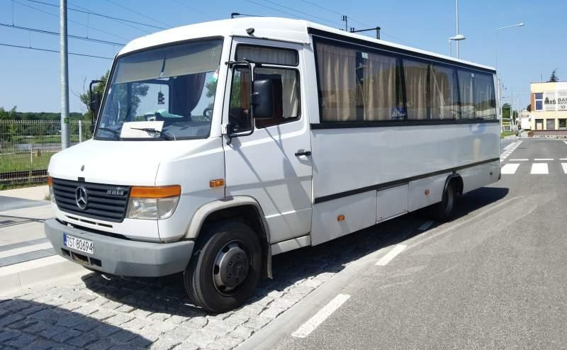 Mercedes-Benz Vario 814D 38+15 - حافلة الضواحي: صورة 1 Mercedes-Benz Vario 814D 38+15 - حافلة الضواحي: صورة 1