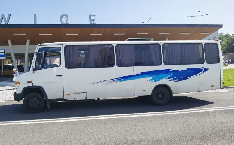 Mercedes-Benz Vario 815D 39+14 - حافلة الضواحي: صورة 3 Mercedes-Benz Vario 815D 39+14 - حافلة الضواحي: صورة 3