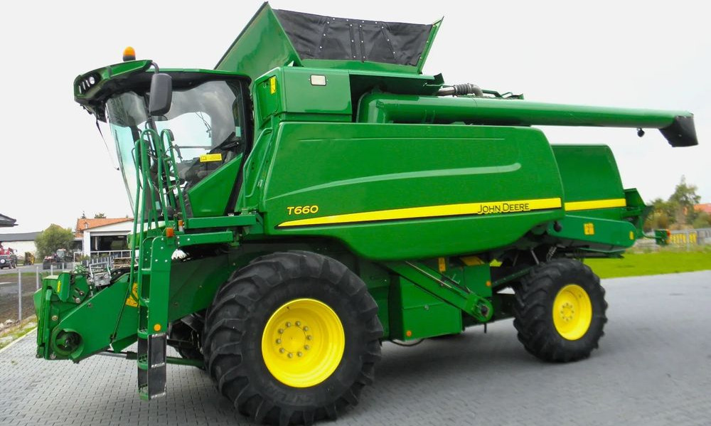 John Deere T660 2014 Rok, heder 7,6m, 2700 mtg na silniku, Najbogatsza Wersja, Nie Malowany, Stan Idealny - حصادة: صورة 5 John Deere T660 2014 Rok, heder 7,6m, 2700 mtg na silniku, Najbogatsza Wersja, Nie Malowany, Stan Idealny - حصادة: صورة 5