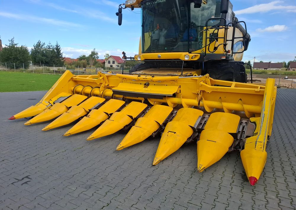 New Holland 8-75 2012 Rok, Przystawka do kukurydzy , Nie malowana, Stan Idealny - حصادة ذرة: صورة 1 New Holland 8-75 2012 Rok, Przystawka do kukurydzy , Nie malowana, Stan Idealny - حصادة ذرة: صورة 1