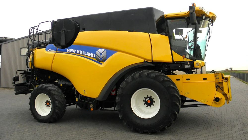 New Holland CR9080 2013 Rok , heder Varifeed 9,15m, Nowsza Wersja, Nie Malowany, Stan Idealny - حصادة: صورة 4 New Holland CR9080 2013 Rok , heder Varifeed 9,15m, Nowsza Wersja, Nie Malowany, Stan Idealny - حصادة: صورة 4
