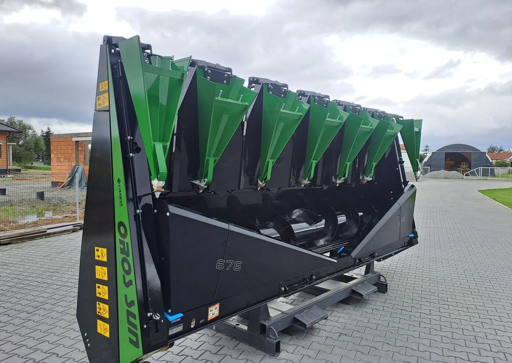 Oros Oros SUN 676 6 rzędowy, Nowe Przystawki do zbioru Słonecznika - حصادة بذور دوار الشمس: صورة 5 Oros Oros SUN 676 6 rzędowy, Nowe Przystawki do zbioru Słonecznika - حصادة بذور دوار الشمس: صورة 5