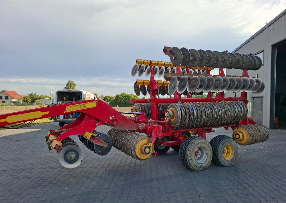 Väderstad Carrier 820 2011 rok , Nowe Talerze , Nie Malowany , Stan Bardzo Dobry - معدات حرث التربة: صورة 4 Väderstad Carrier 820 2011 rok , Nowe Talerze , Nie Malowany , Stan Bardzo Dobry - معدات حرث التربة: صورة 4