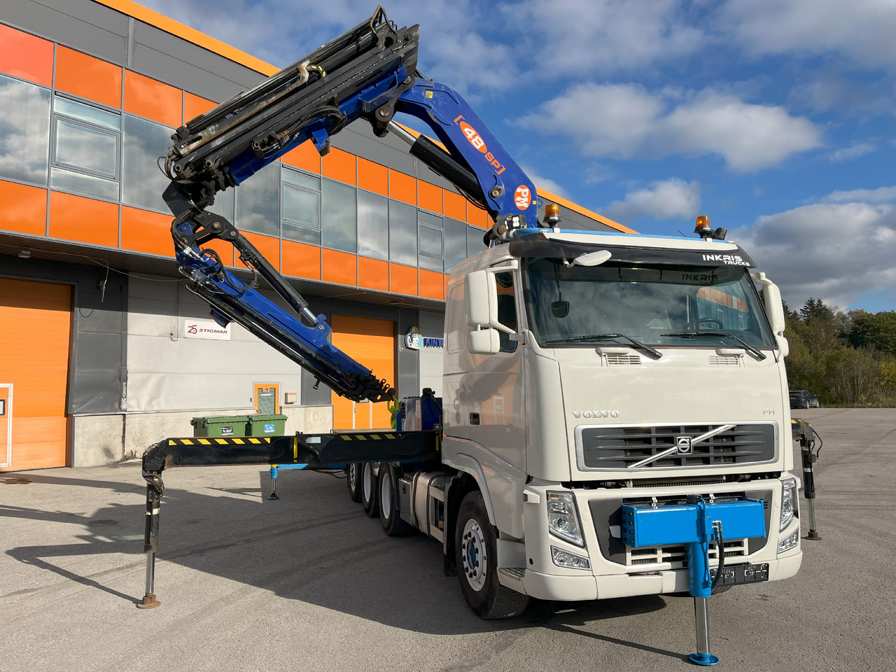 VOLVO FH 8x4 + Crane 48tm year 2006 + Jib + platform + tractor - شاحنة كرين: صورة 1 VOLVO FH 8x4 + Crane 48tm year 2006 + Jib + platform + tractor - شاحنة كرين: صورة 1