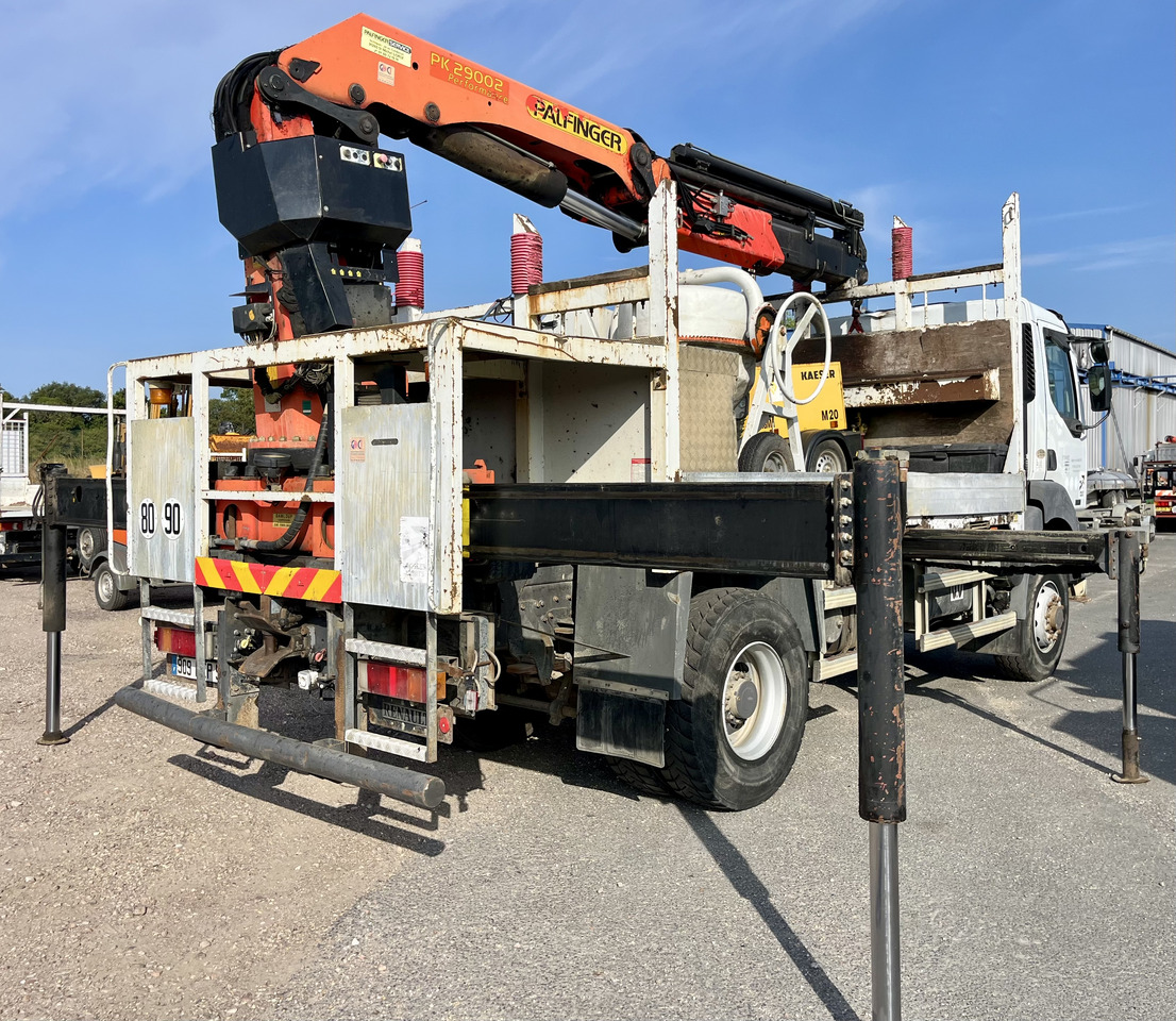 تأجير RENAULT Kerax 370dci 4x4 plateau grue Palfinger pk29002 RENAULT Kerax 370dci 4x4 plateau grue Palfinger pk29002: صورة 23 تأجير RENAULT Kerax 370dci 4x4 plateau grue Palfinger pk29002 RENAULT Kerax 370dci 4x4 plateau grue Palfinger pk29002: صورة 23