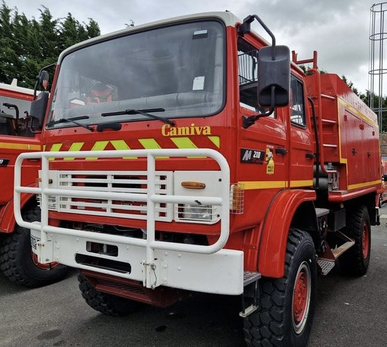 RENAULT M210 4x4 FPT HR 3500L - شاحنة حريق: صورة 1 RENAULT M210 4x4 FPT HR 3500L - شاحنة حريق: صورة 1