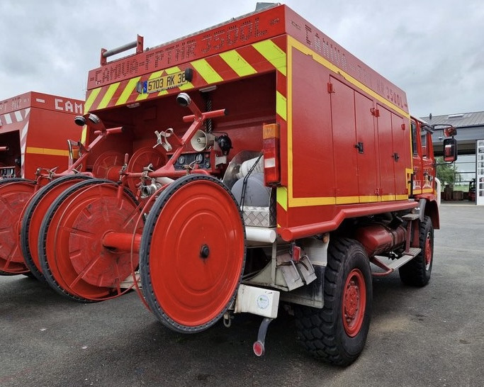 RENAULT M210 4x4 FPT HR 3500L - شاحنة حريق: صورة 3 RENAULT M210 4x4 FPT HR 3500L - شاحنة حريق: صورة 3