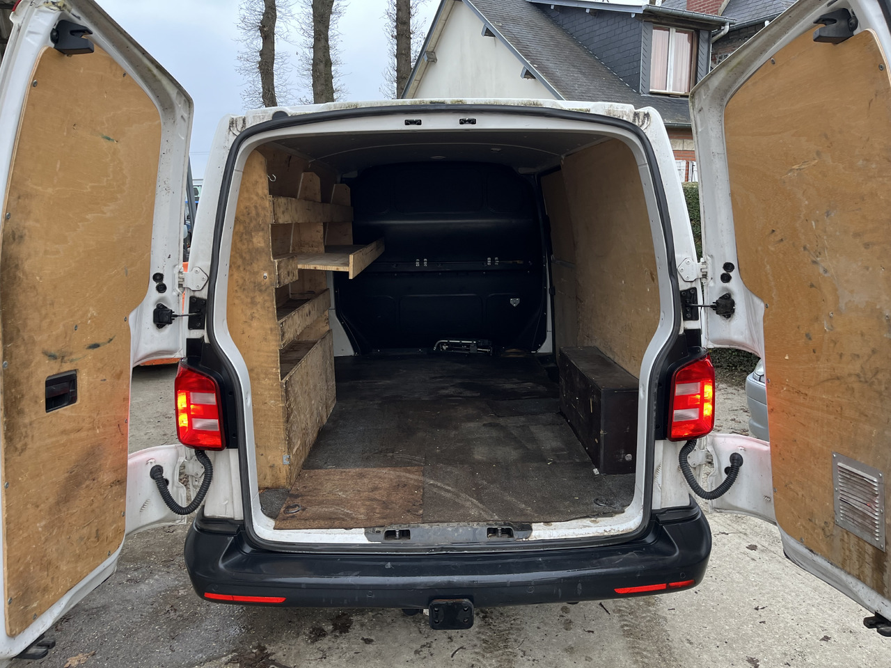 Volkswagen Transporter T6 2L tdi 150cv long 4 Motion 4x4 4motion - فان: صورة 4 Volkswagen Transporter T6 2L tdi 150cv long 4 Motion 4x4 4motion - فان: صورة 4