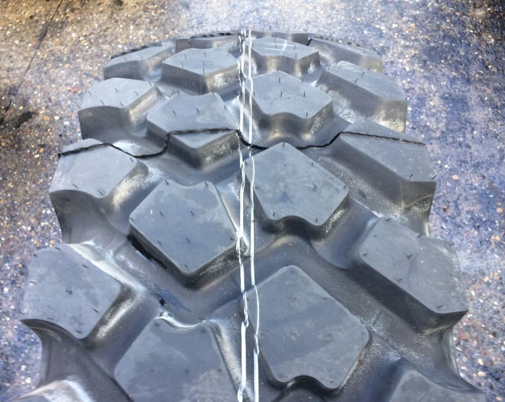 Michelin 16.00R20 XZL - NEW (DEMO)  - إطارات - شاحنة: صورة 2 Michelin 16.00R20 XZL - NEW (DEMO)  - إطارات - شاحنة: صورة 2