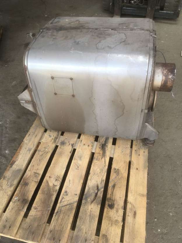 Mercedes-Benz Partikelfilter Mercedes Citaro LE A0014904914 Endschalldämpfer - علبة العادم/ نظام العادم: صورة 1 Mercedes-Benz Partikelfilter Mercedes Citaro LE A0014904914 Endschalldämpfer - علبة العادم/ نظام العادم: صورة 1