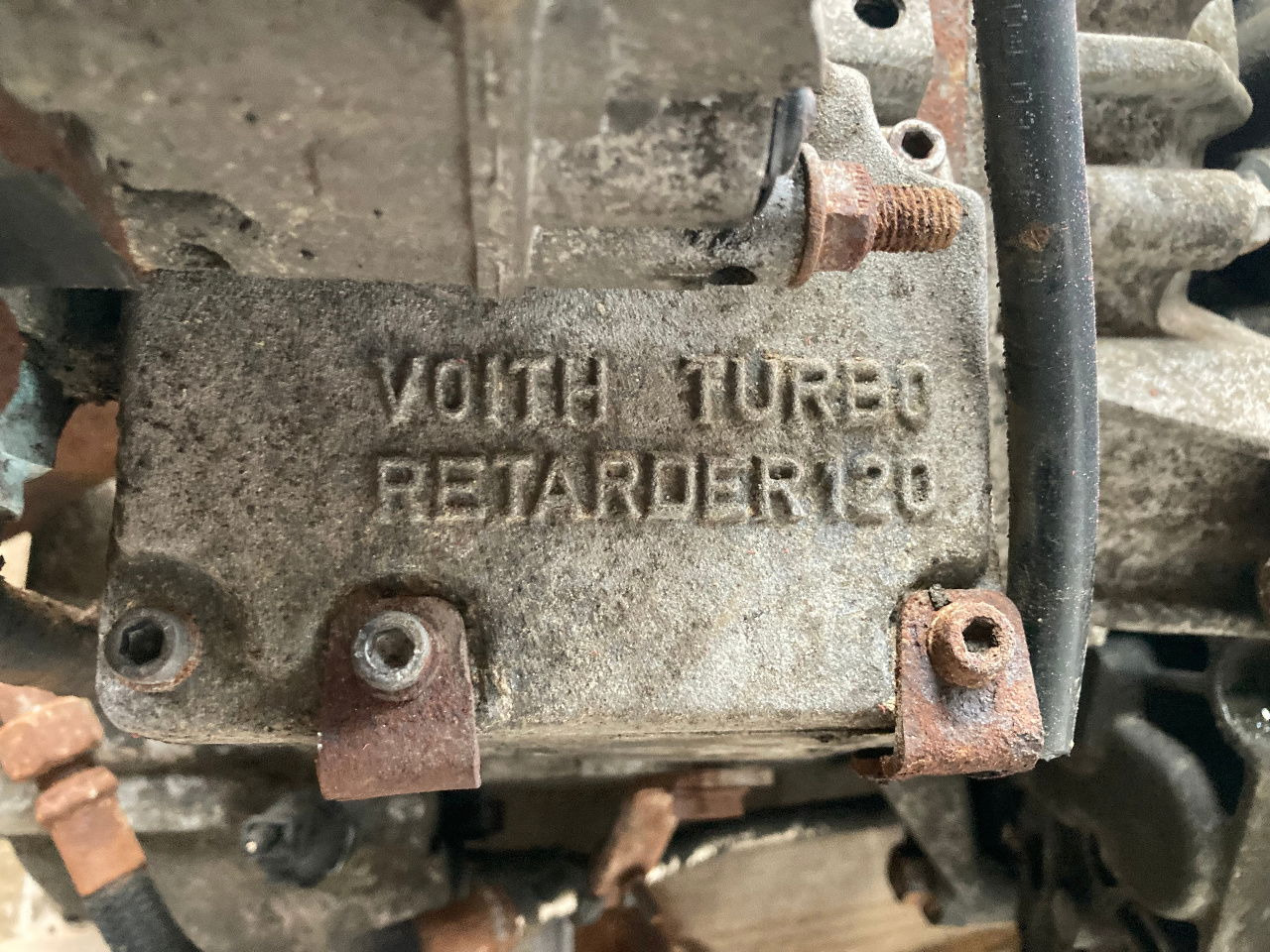 Mercedes-Benz Schaltgetriebe Mercedes GO210-6 GO 210-6 714.140 Setra Retarder - علبة التروس و قطع الغيار - حافلة: صورة 3 Mercedes-Benz Schaltgetriebe Mercedes GO210-6 GO 210-6 714.140 Setra Retarder - علبة التروس و قطع الغيار - حافلة: صورة 3