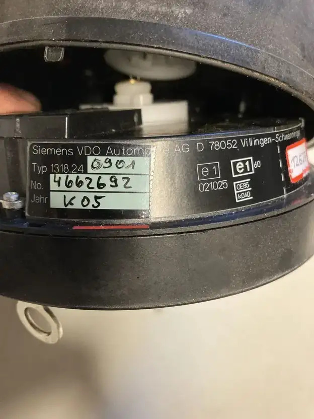 VDO Tacho Tachometer 1318.27 1318.24 VDO 1323 Fahrtenschreiber - النظام الكهربائي - حافلة: صورة 2 VDO Tacho Tachometer 1318.27 1318.24 VDO 1323 Fahrtenschreiber - النظام الكهربائي - حافلة: صورة 2