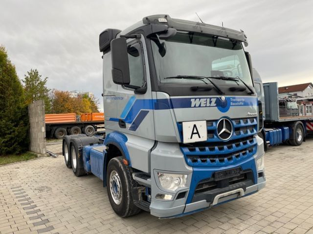 Mercedes-Benz Arocs 2643 Retarder * Euro 6 * Standheizung - مقطورة السحب: صورة 5 Mercedes-Benz Arocs 2643 Retarder * Euro 6 * Standheizung - مقطورة السحب: صورة 5