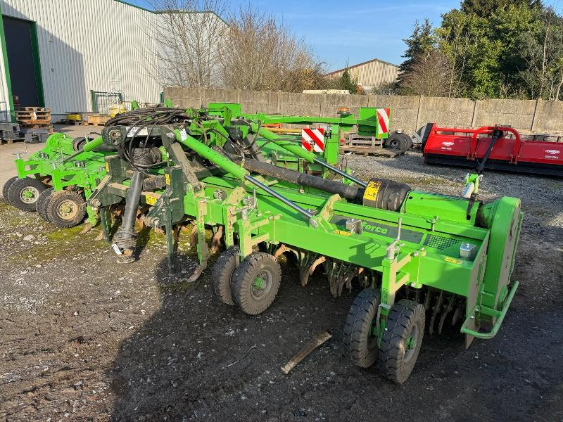 AVR GE FORCE HD 8X75 - معدات زراعة وحصاد البطاطس: صورة 1 AVR GE FORCE HD 8X75 - معدات زراعة وحصاد البطاطس: صورة 1