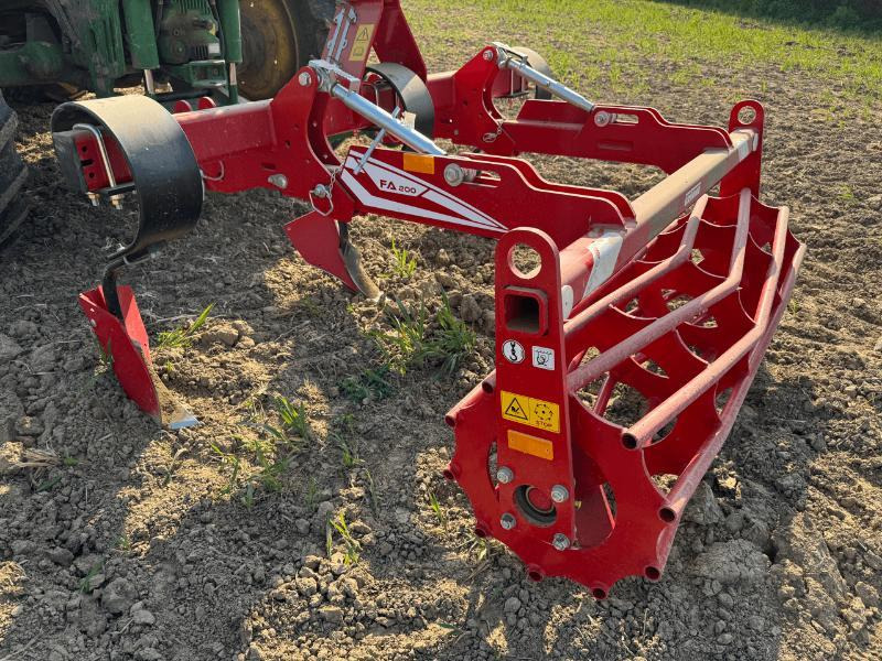 GRIMME FA200 - معدات زراعة وحصاد البطاطس: صورة 1 GRIMME FA200 - معدات زراعة وحصاد البطاطس: صورة 1