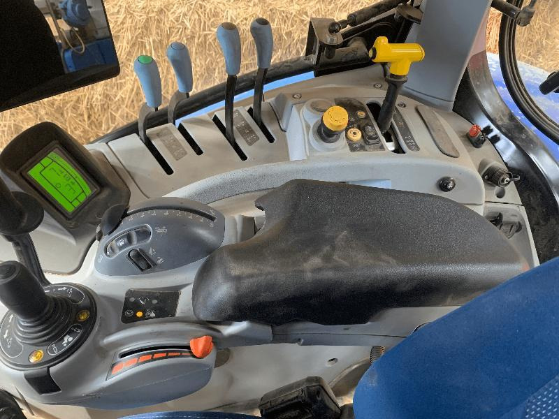 NEW-HOLLAND T7.215S - جرار: صورة 4 NEW-HOLLAND T7.215S - جرار: صورة 4