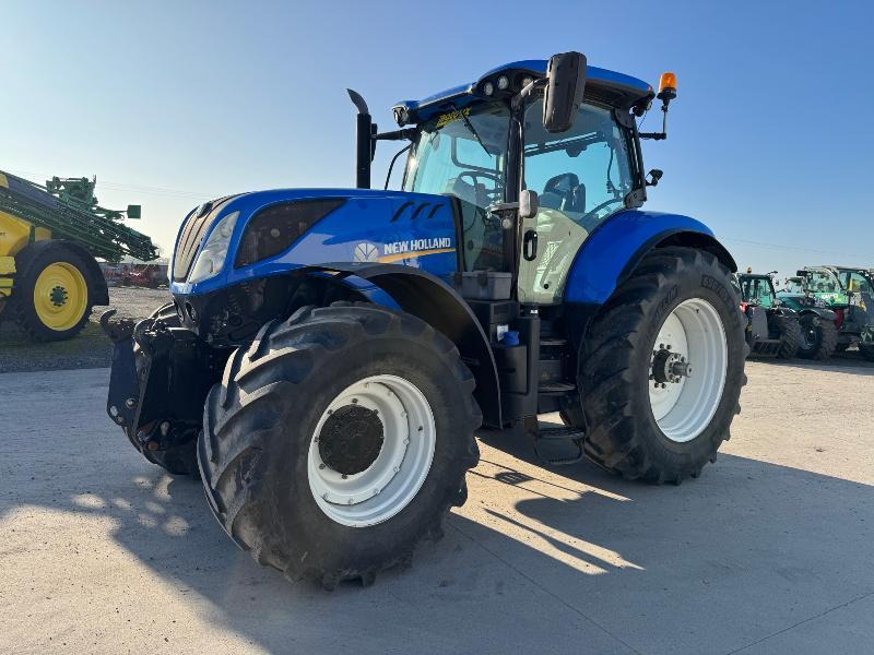 NEW-HOLLAND T7.260 PC - جرار: صورة 1 NEW-HOLLAND T7.260 PC - جرار: صورة 1