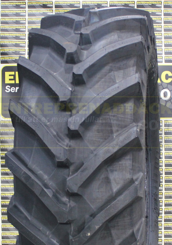 Trelleborg TM 800 650/65R38: Radial Tires for Modern Agricultural Tractors - عجلات - جرار: صورة 1 Trelleborg TM 800 650/65R38: Radial Tires for Modern Agricultural Tractors - عجلات - جرار: صورة 1