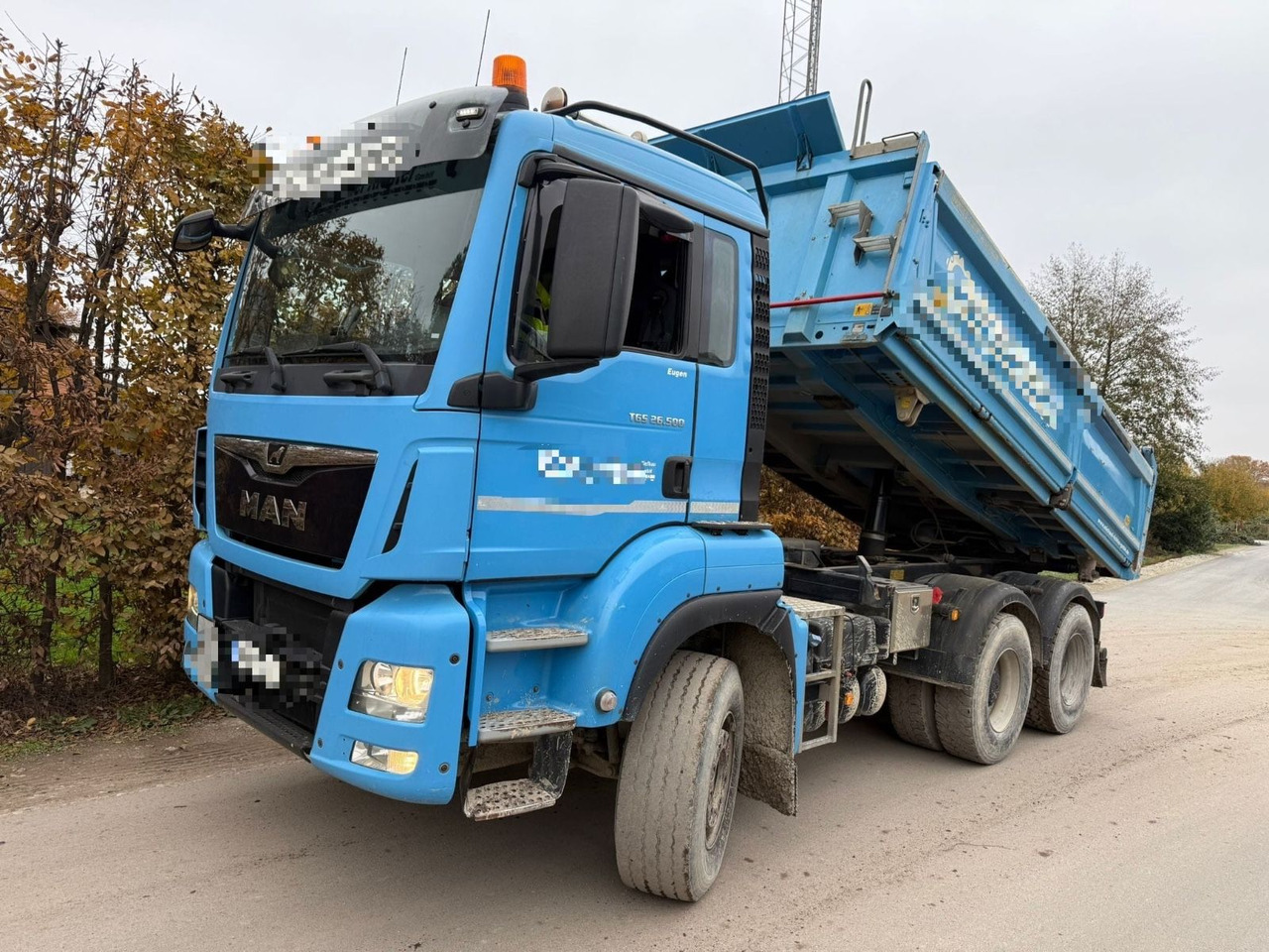 MAN 26.500 - شاحنة قلاب: صورة 1 MAN 26.500 - شاحنة قلاب: صورة 1
