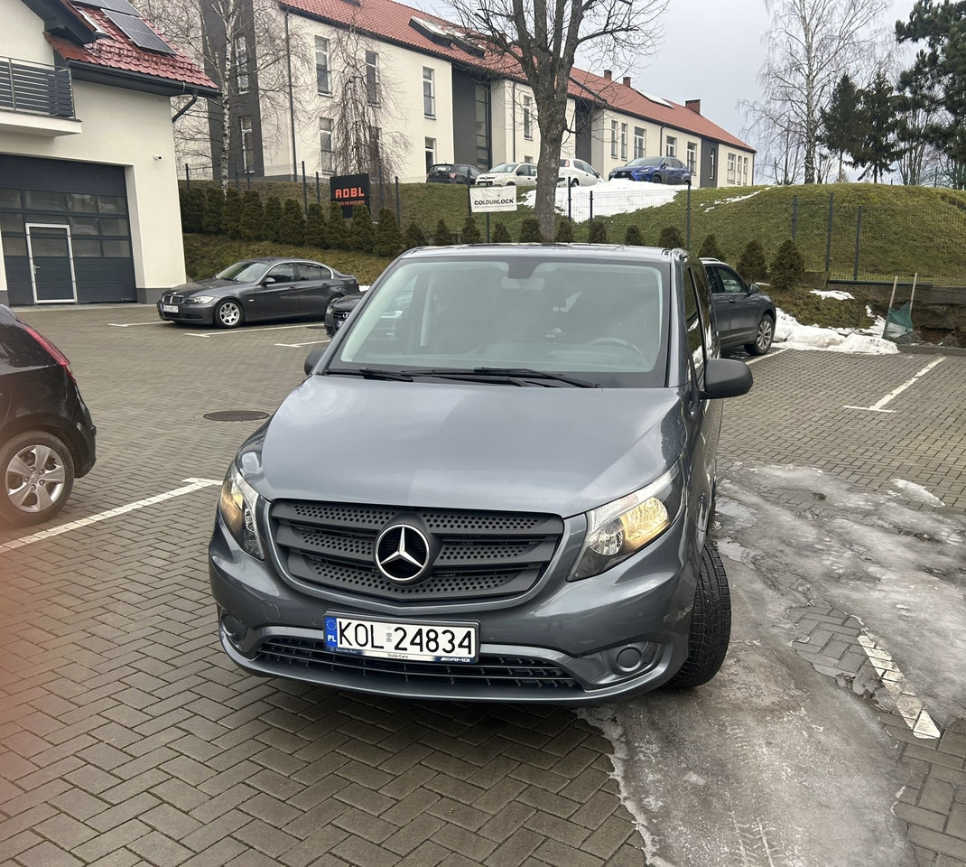 Mercedes-Benz VITO TOURER - ميكروباص: صورة 1 Mercedes-Benz VITO TOURER - ميكروباص: صورة 1