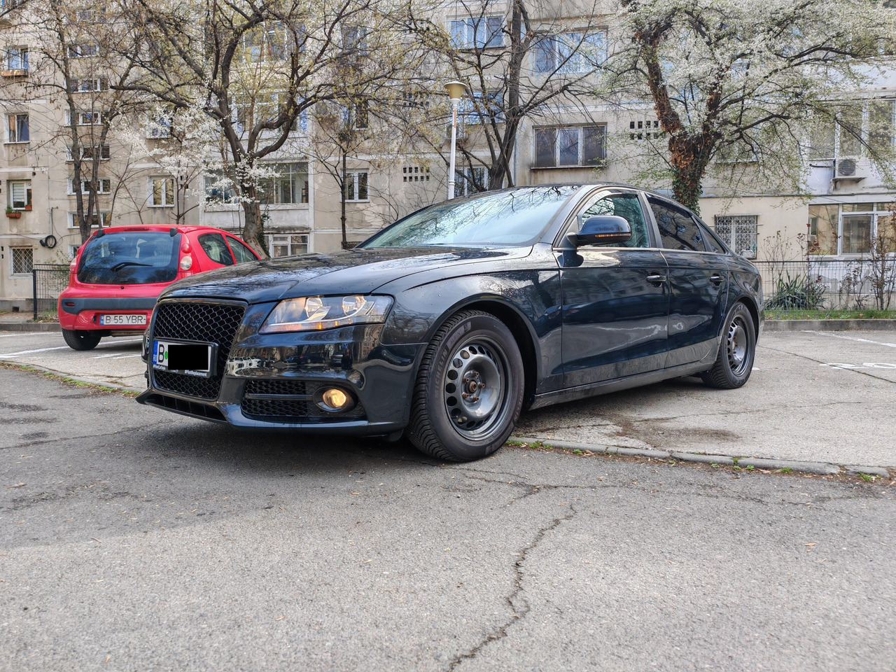 Audi A4 - سيارة: صورة 5 Audi A4 - سيارة: صورة 5