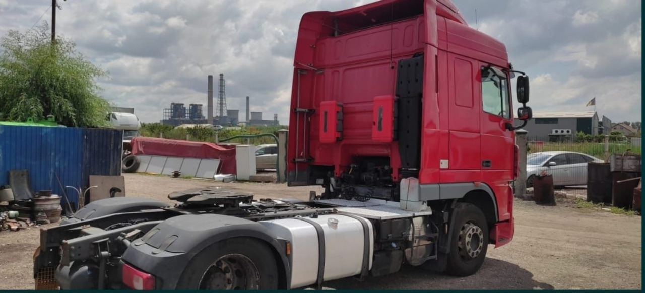 DAF XF 105.460 Automat - مقطورة السحب: صورة 4 DAF XF 105.460 Automat - مقطورة السحب: صورة 4