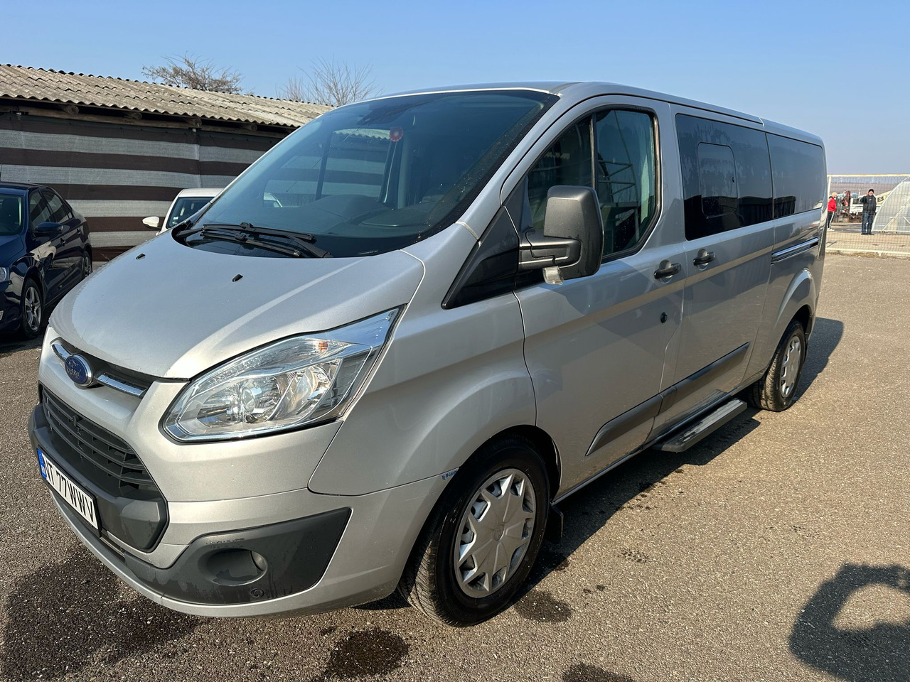 FORD TRANSIT CUSTOMS - ميكروباص: صورة 3 FORD TRANSIT CUSTOMS - ميكروباص: صورة 3