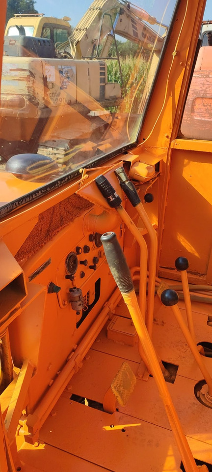 Hannomag K7-E Bulldozer - بلدوزر: صورة 2 Hannomag K7-E Bulldozer - بلدوزر: صورة 2